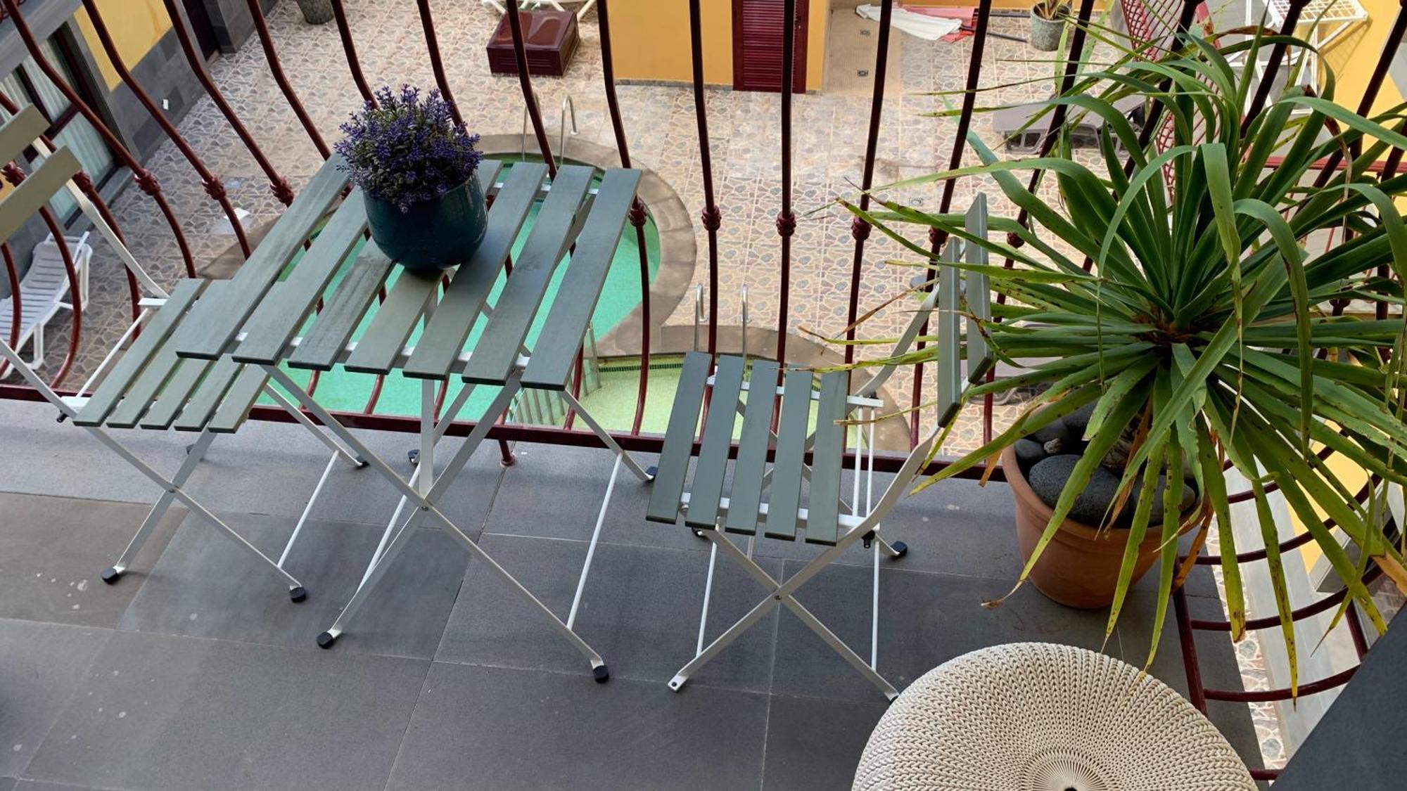 Apartamento Los Guirres Tazacorte Bagian luar foto