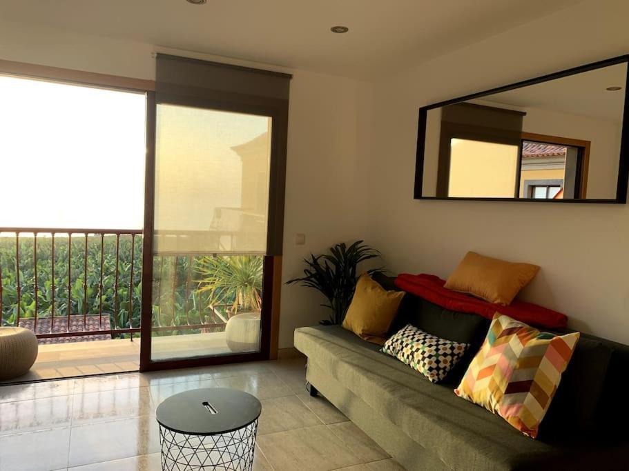 Apartamento Los Guirres Tazacorte Bagian luar foto