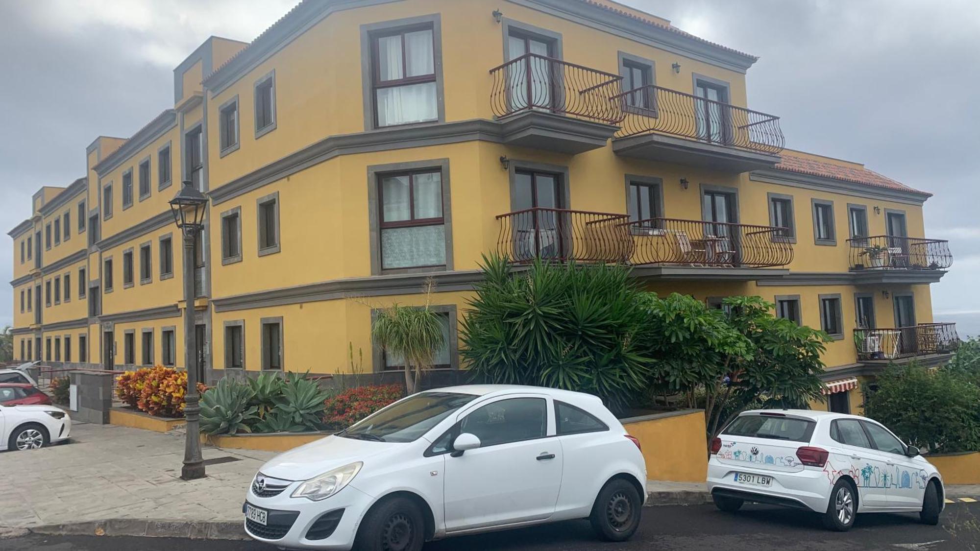 Apartamento Los Guirres Tazacorte Bagian luar foto